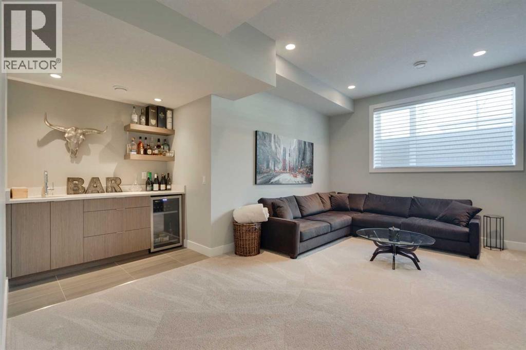 Property photograph 32 for MLS A2353341