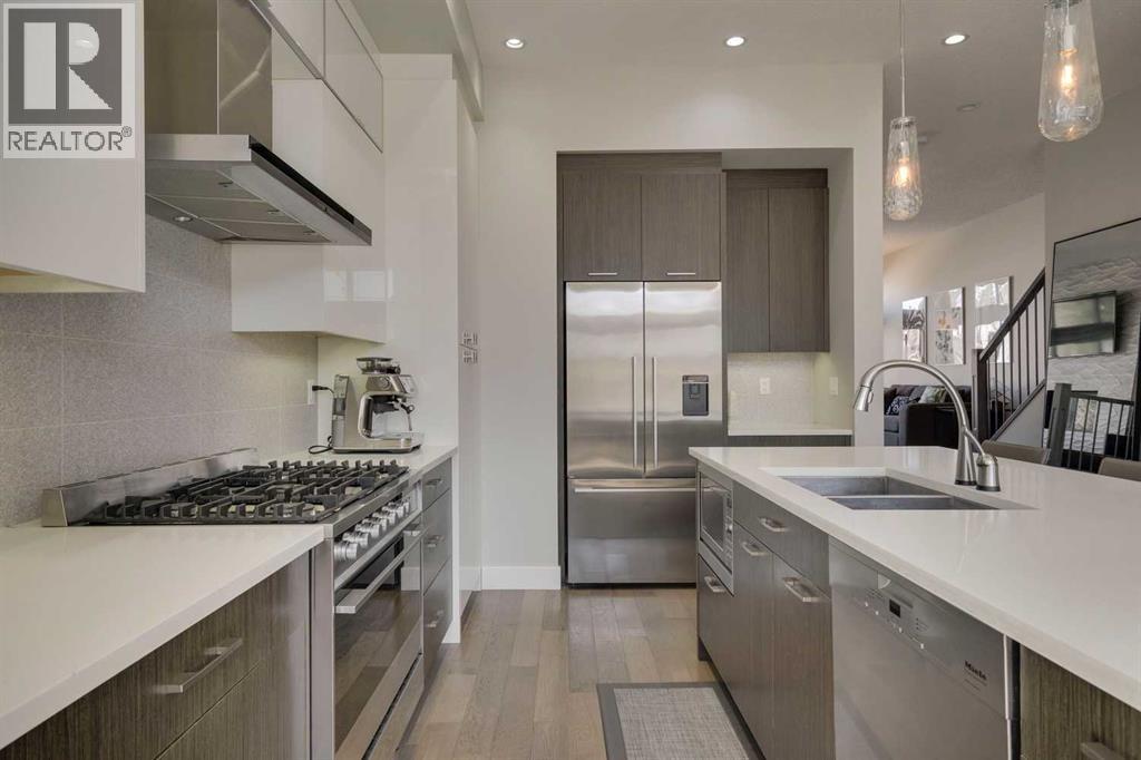Property photograph 4 for MLS A2353341