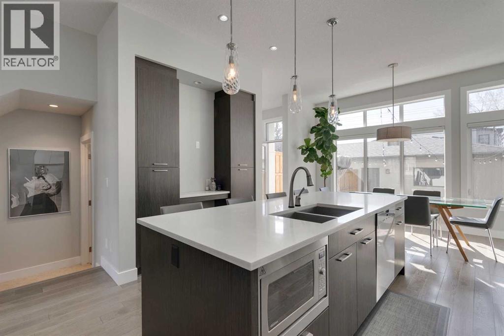 Property photograph 7 for MLS A2353341