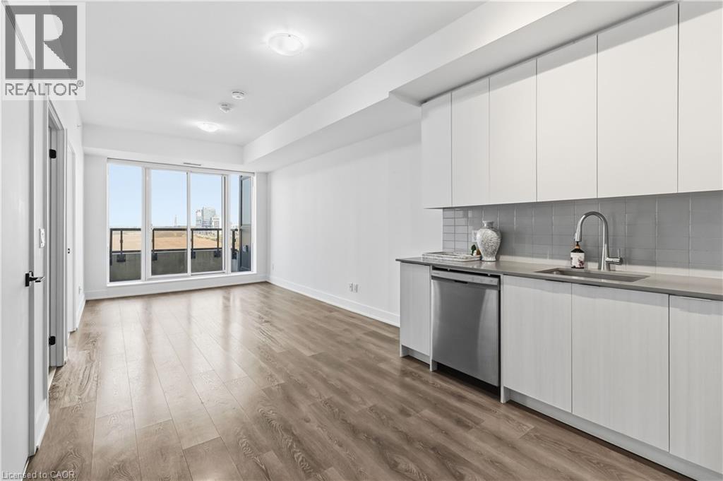2489 TAUNTON Road Unit# 815, Oakville