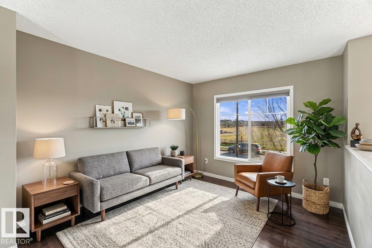 Property photograph 3 for MLS E4514492