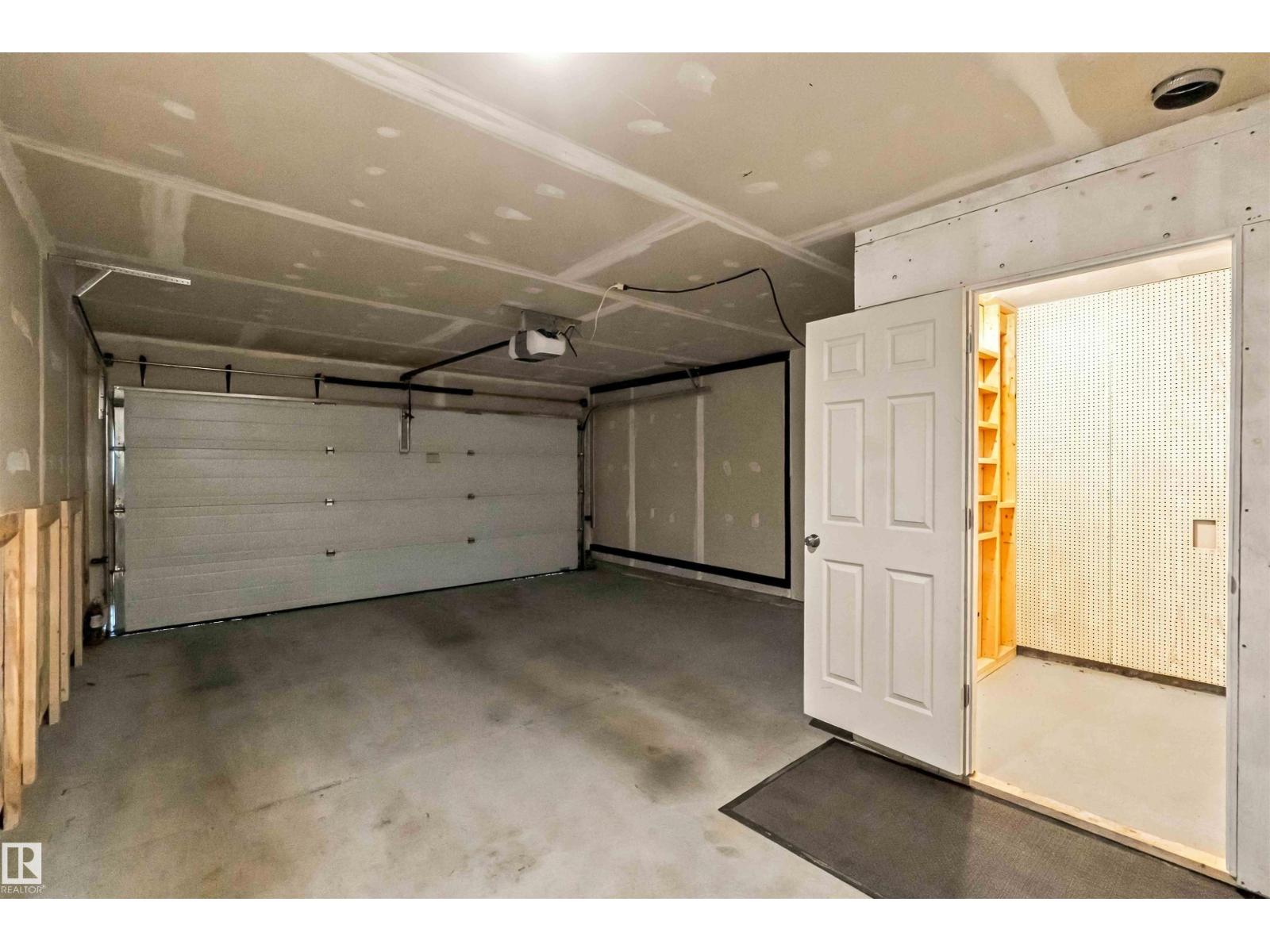 Property photograph 17 for MLS E4514492