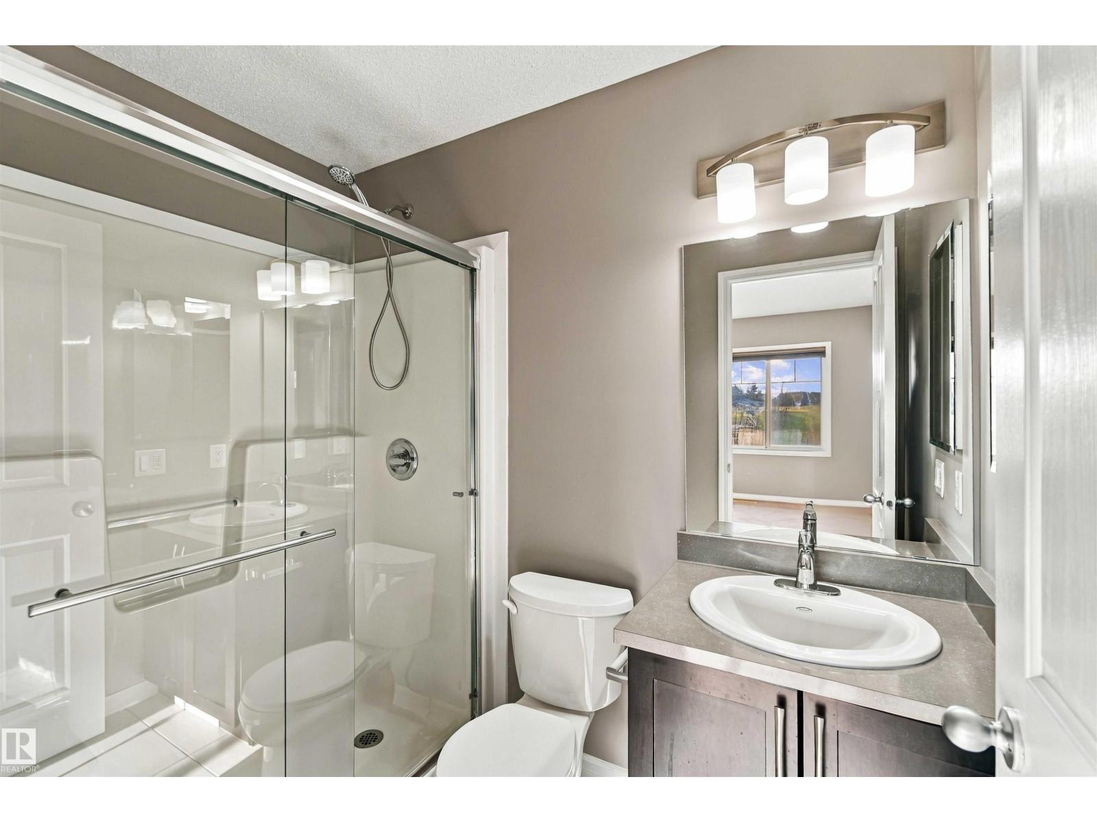 Property photograph 11 for MLS E4514492