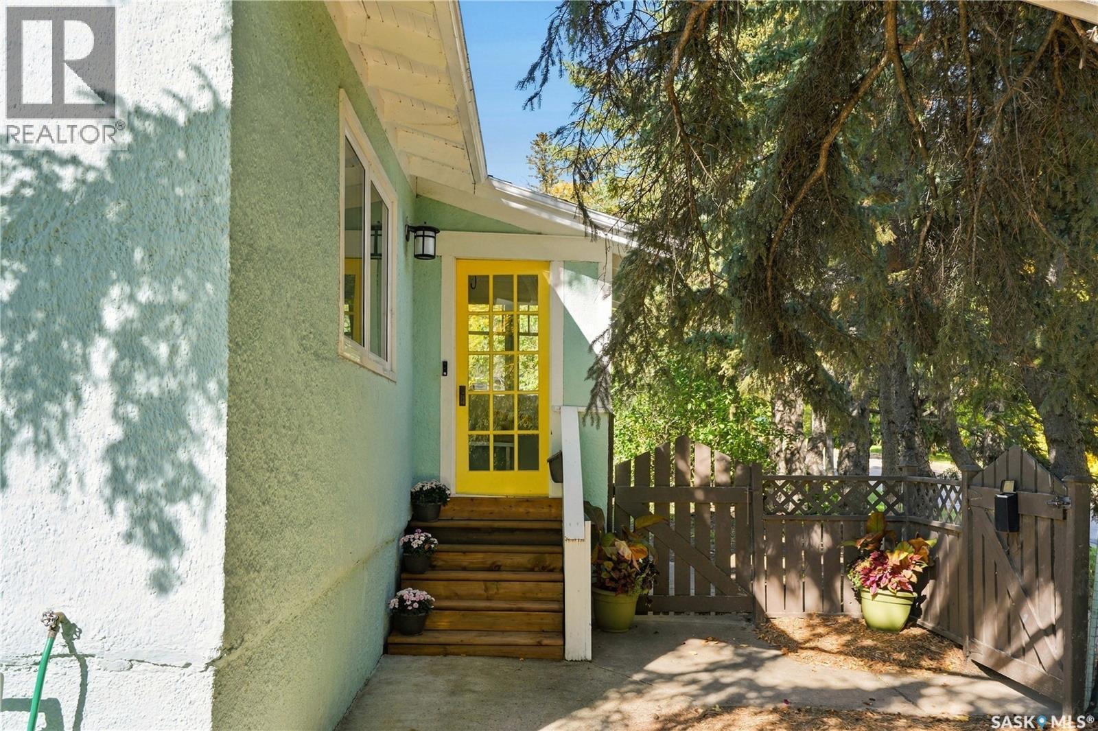 600 Walmer ROAD, Saskatoon — photo 4