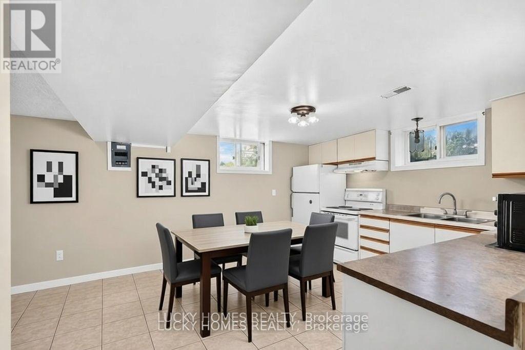 3061 LLOYD GEORGE BOULEVARD - 49