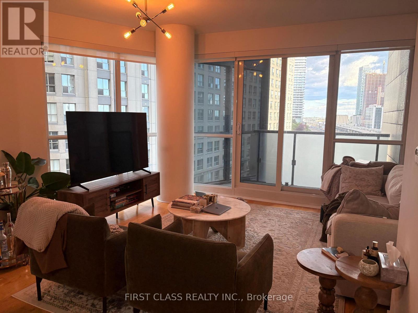 906 - 1 THE ESPLANADE, Toronto (Waterfront Communities) — photo 2
