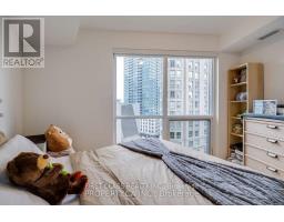 906 - 1 The Esplanade, Toronto, ON M5A0A8 Photo 6