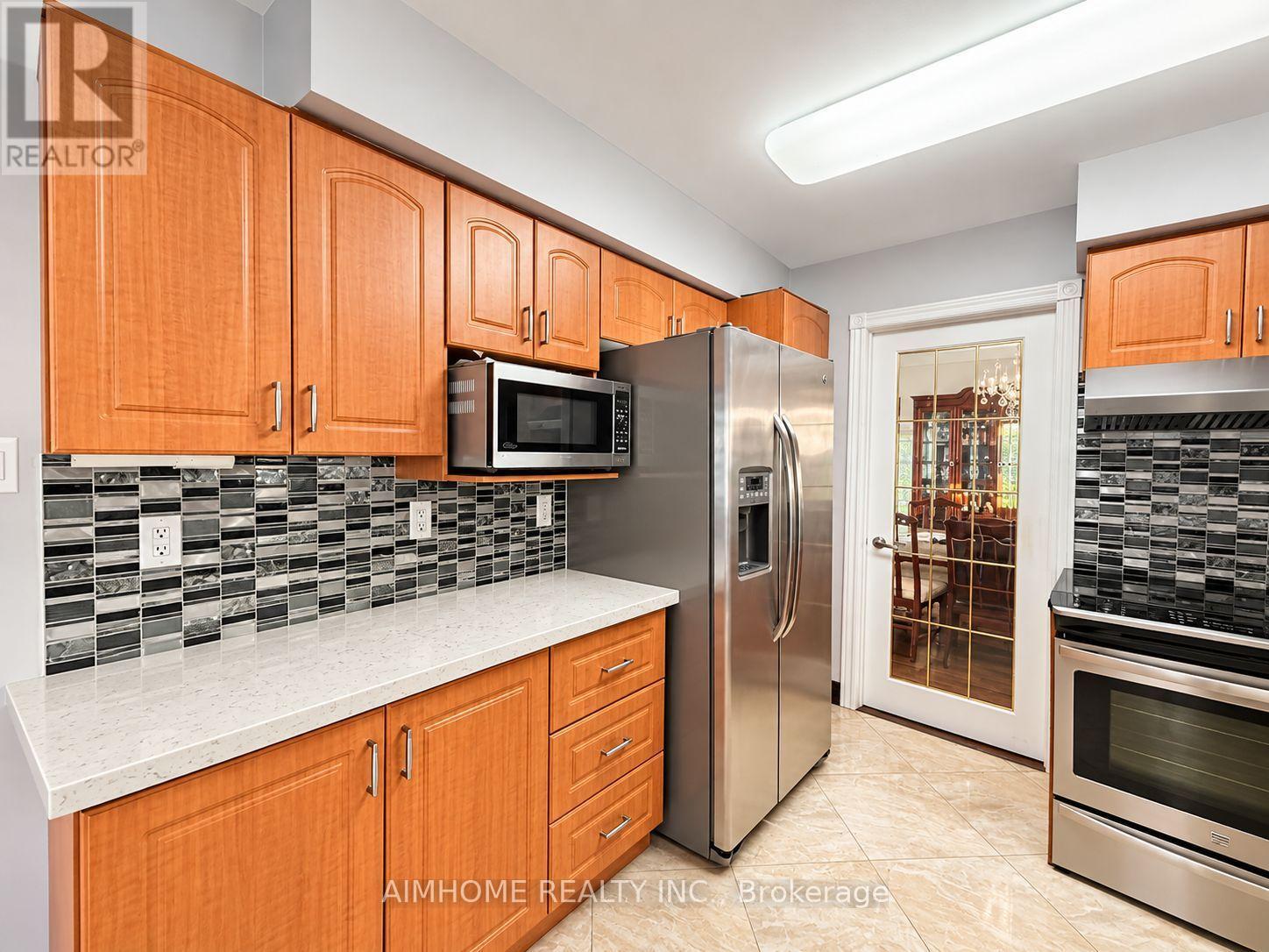 46 CHALET ROAD, Toronto (Pleasant View) — photo 8