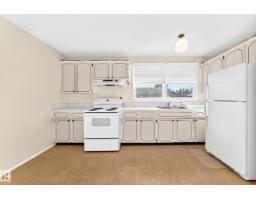 9527 139 Av Nw, Edmonton, AB T5E5Z7 Photo 11