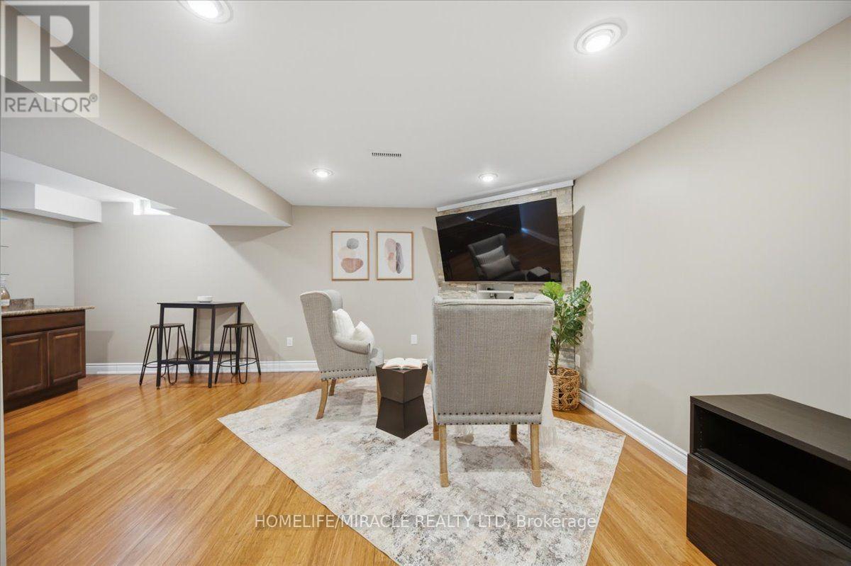 24 Huntley Court, Brampton, ON photo 18