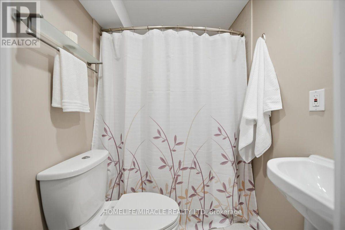 24 Huntley Court, Brampton, ON photo 21