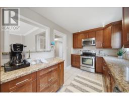 24 Huntley Court, Brampton, ON L6Z1X8 Photo 10