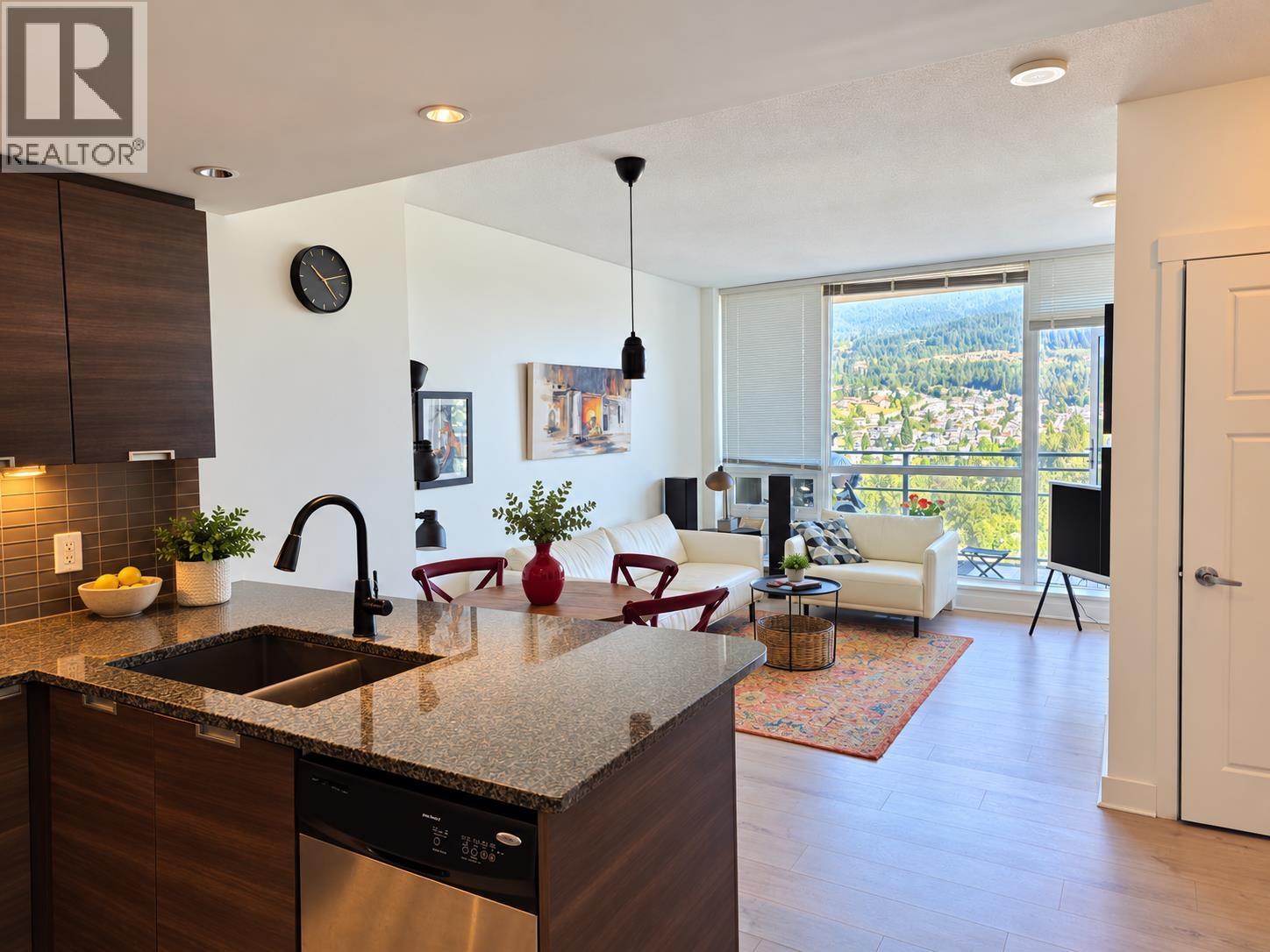 2704 2968 GLEN Drive, Coquitlam