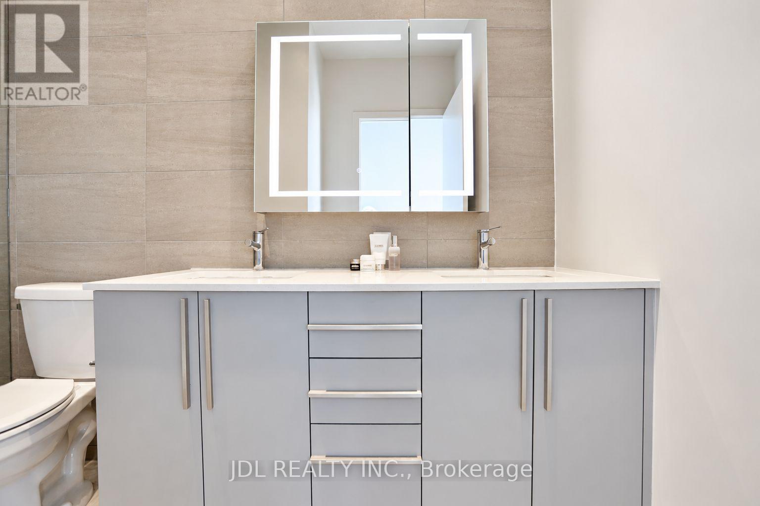 5105 - 8 CUMBERLAND STREET, Toronto (Annex) — photo 11