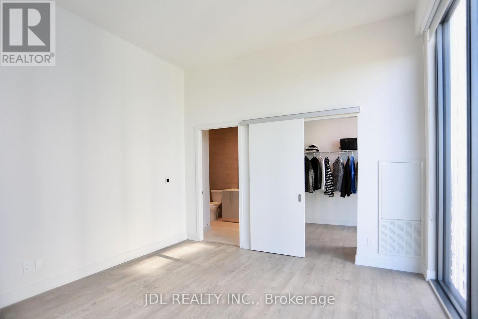 5105 - 8 CUMBERLAND STREET, Toronto (Annex) — photo 8