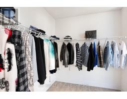 5105 - 8 Cumberland Street, Toronto, ON M4W0B6 Photo 12
