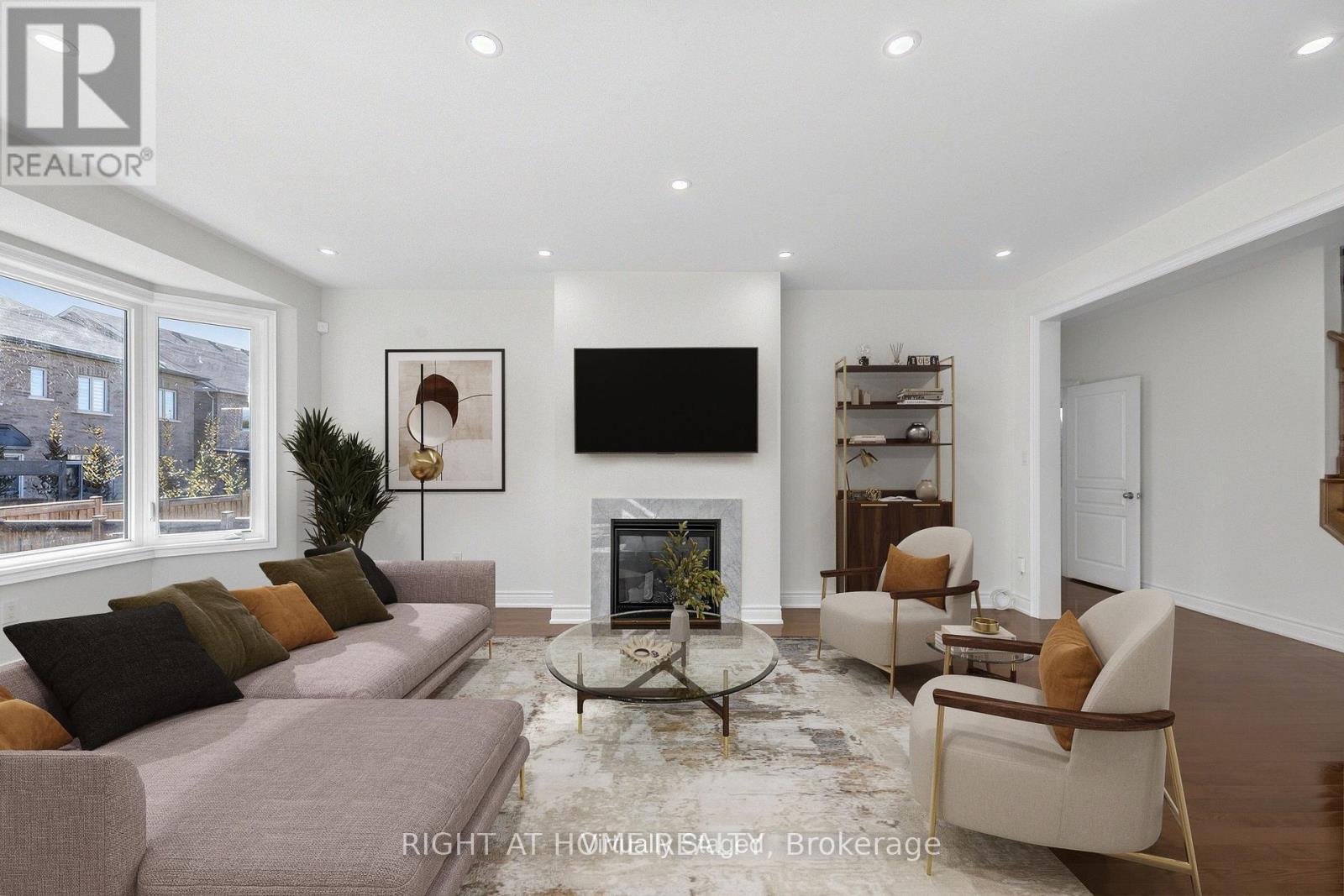 592 MACTIER DRIVE, Vaughan (Kleinburg) — photo 7