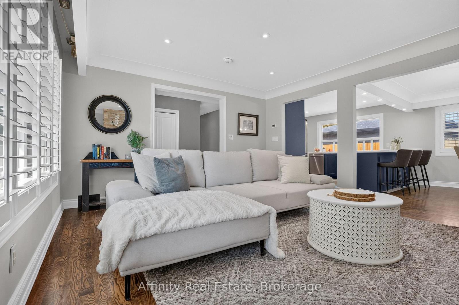 319 SOUTH COURT, Burlington (Roseland) — photo 10