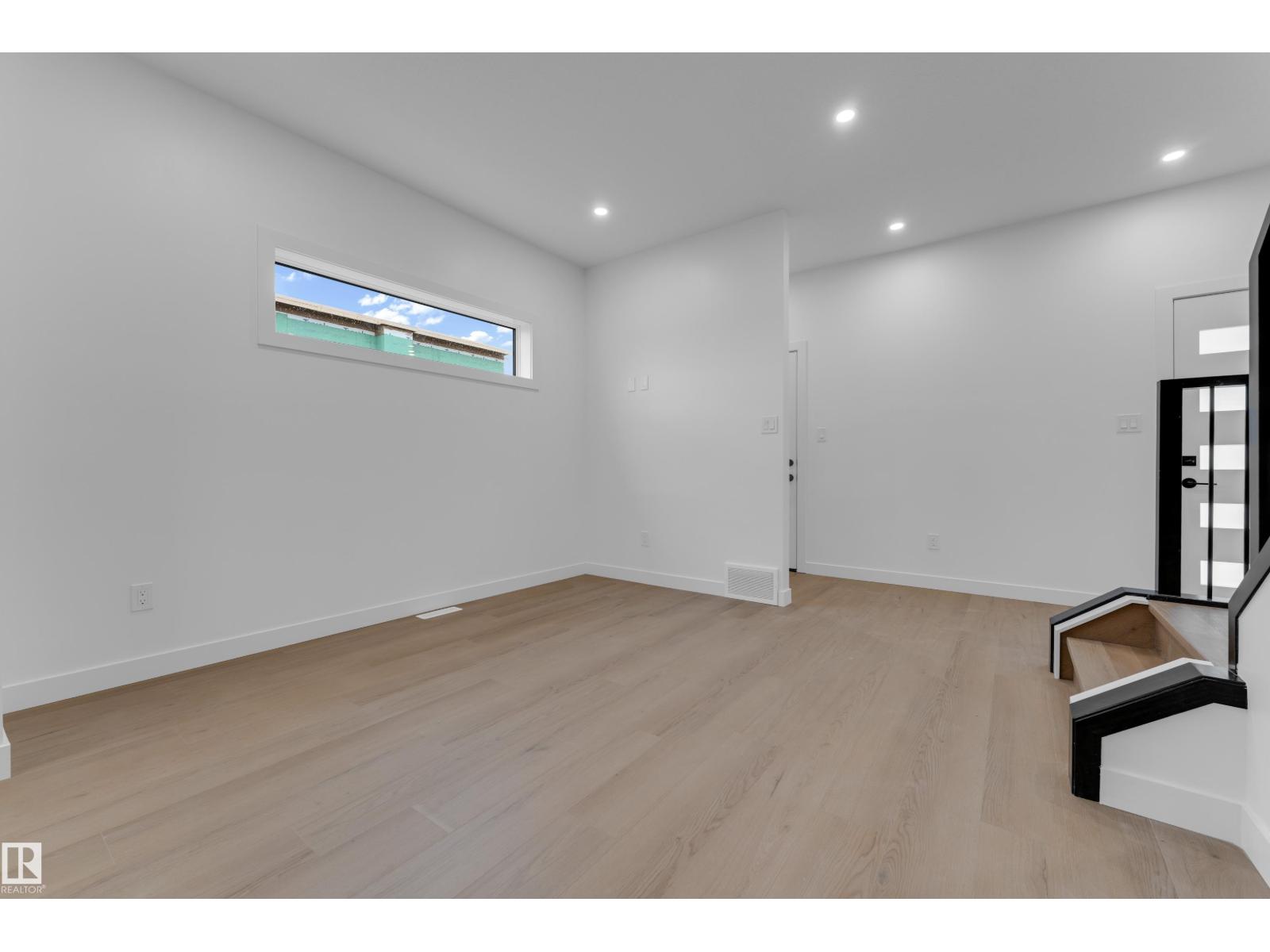 9223 156 AV NW, Edmonton — photo 10