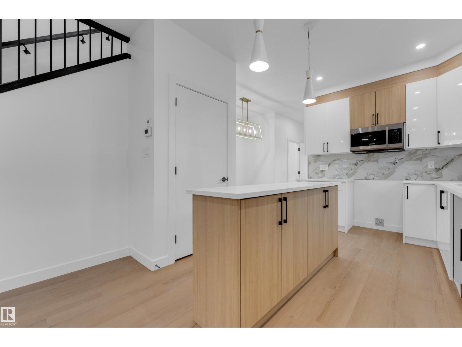 9223 156 AV NW, Edmonton — photo 15