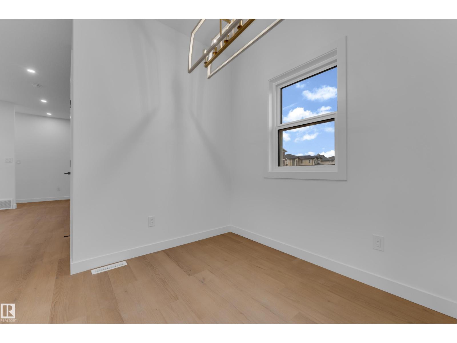 9223 156 AV NW, Edmonton — photo 19