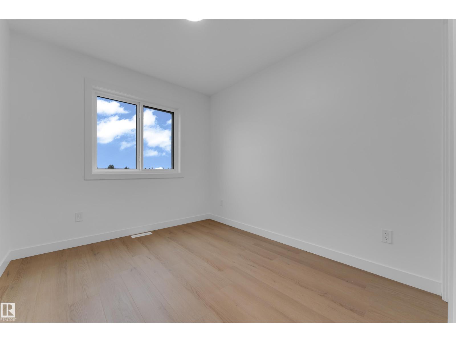 9223 156 AV NW, Edmonton — photo 26