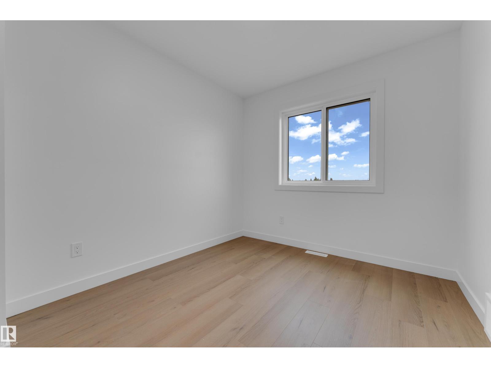 9223 156 AV NW, Edmonton — photo 29