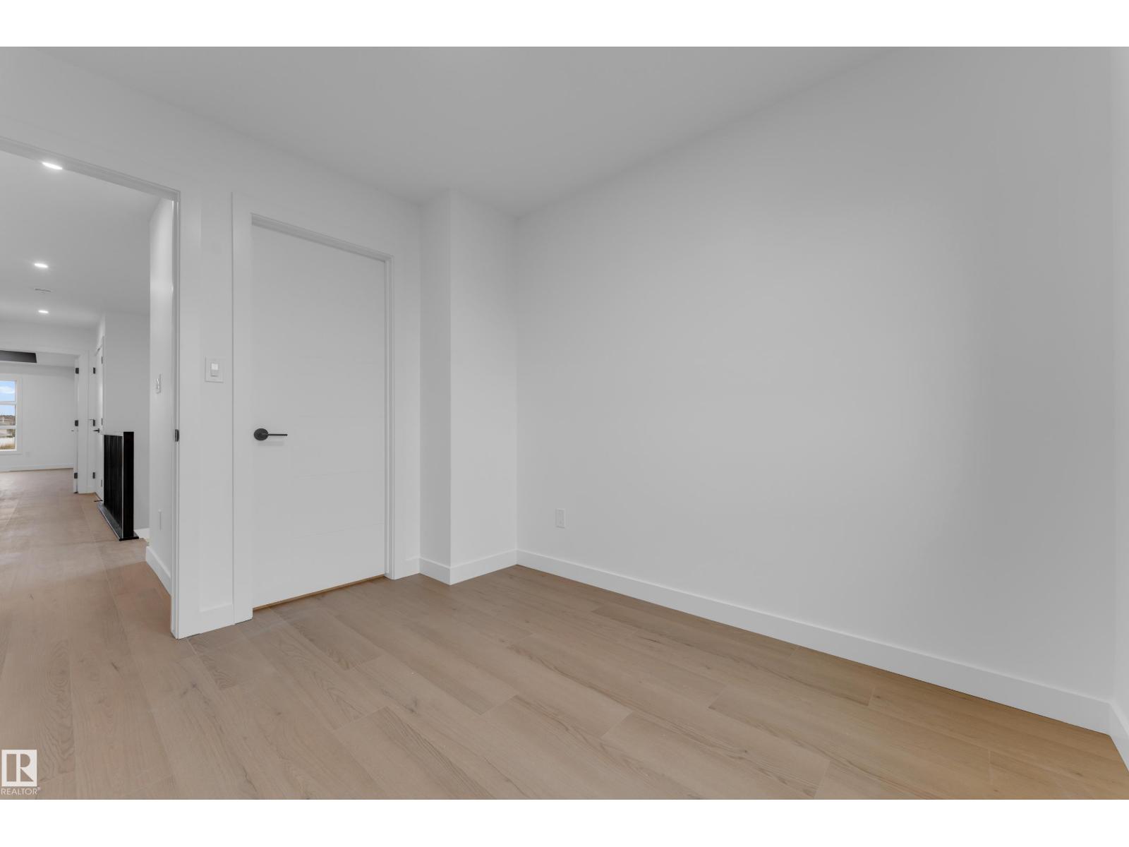 9223 156 AV NW, Edmonton — photo 30
