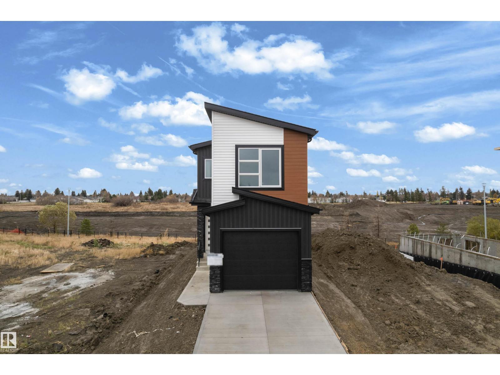 9223 156 Avenue NW, photo 41