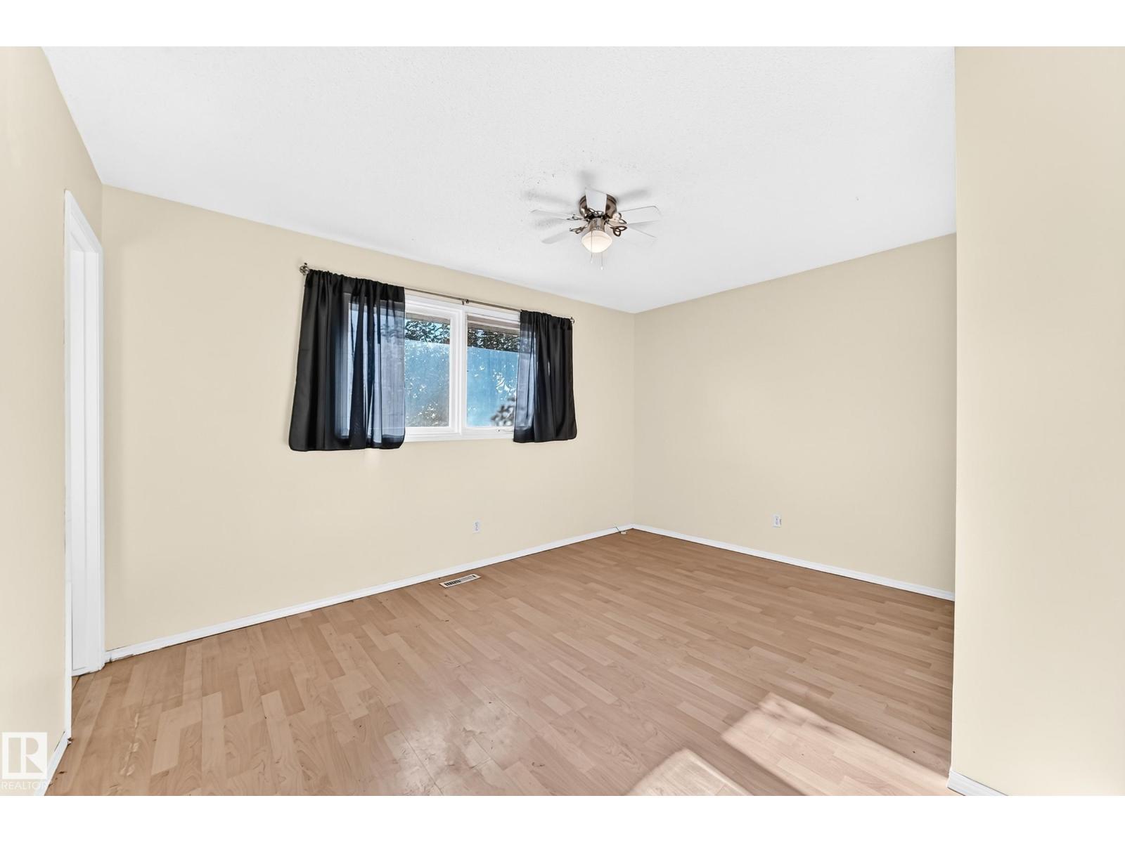 9527 139 Avenue NW, photo 15