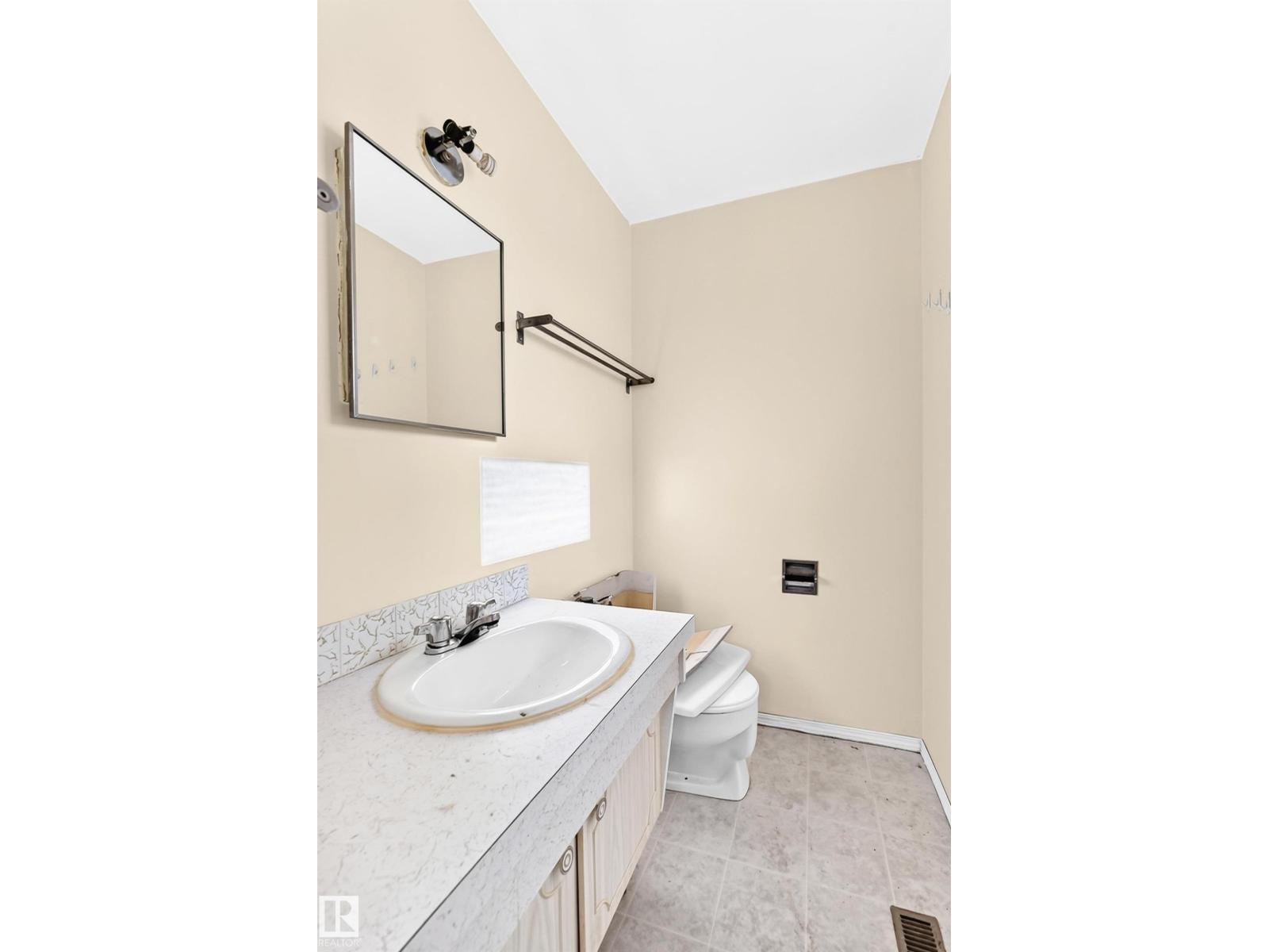 9527 139 Avenue NW, photo 20