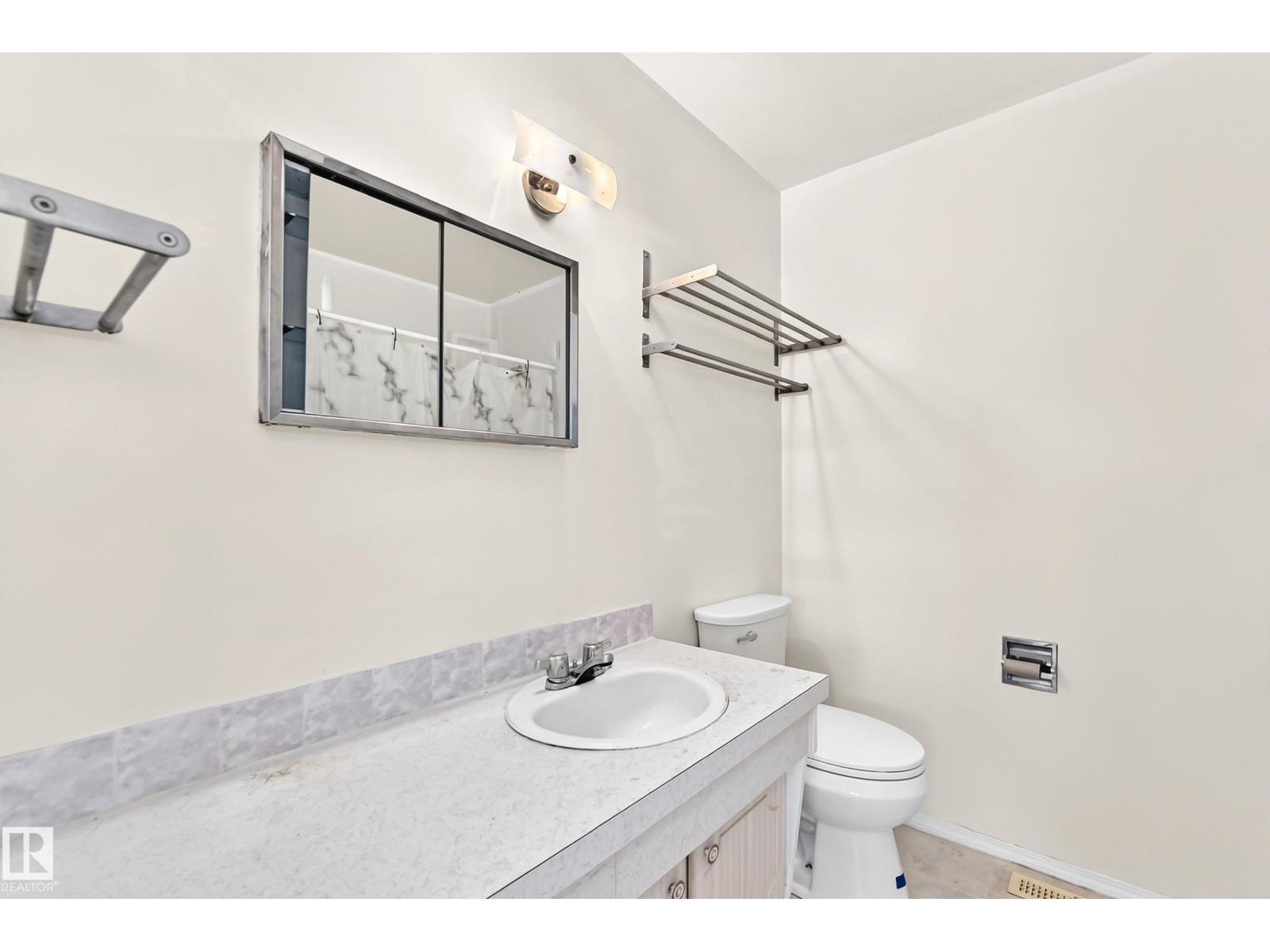 9527 139 Avenue NW, photo 25