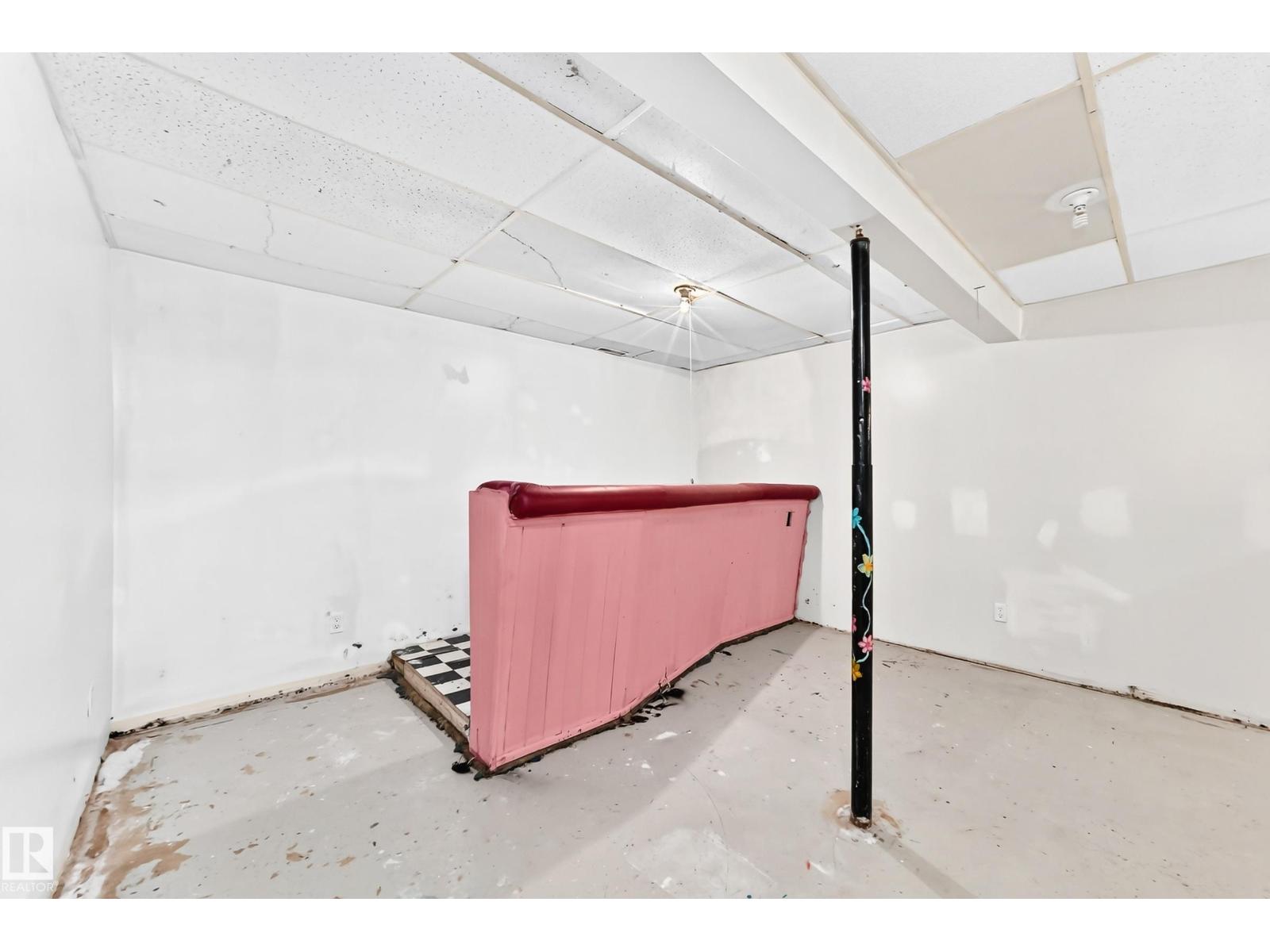 9527 139 Avenue NW, photo 34