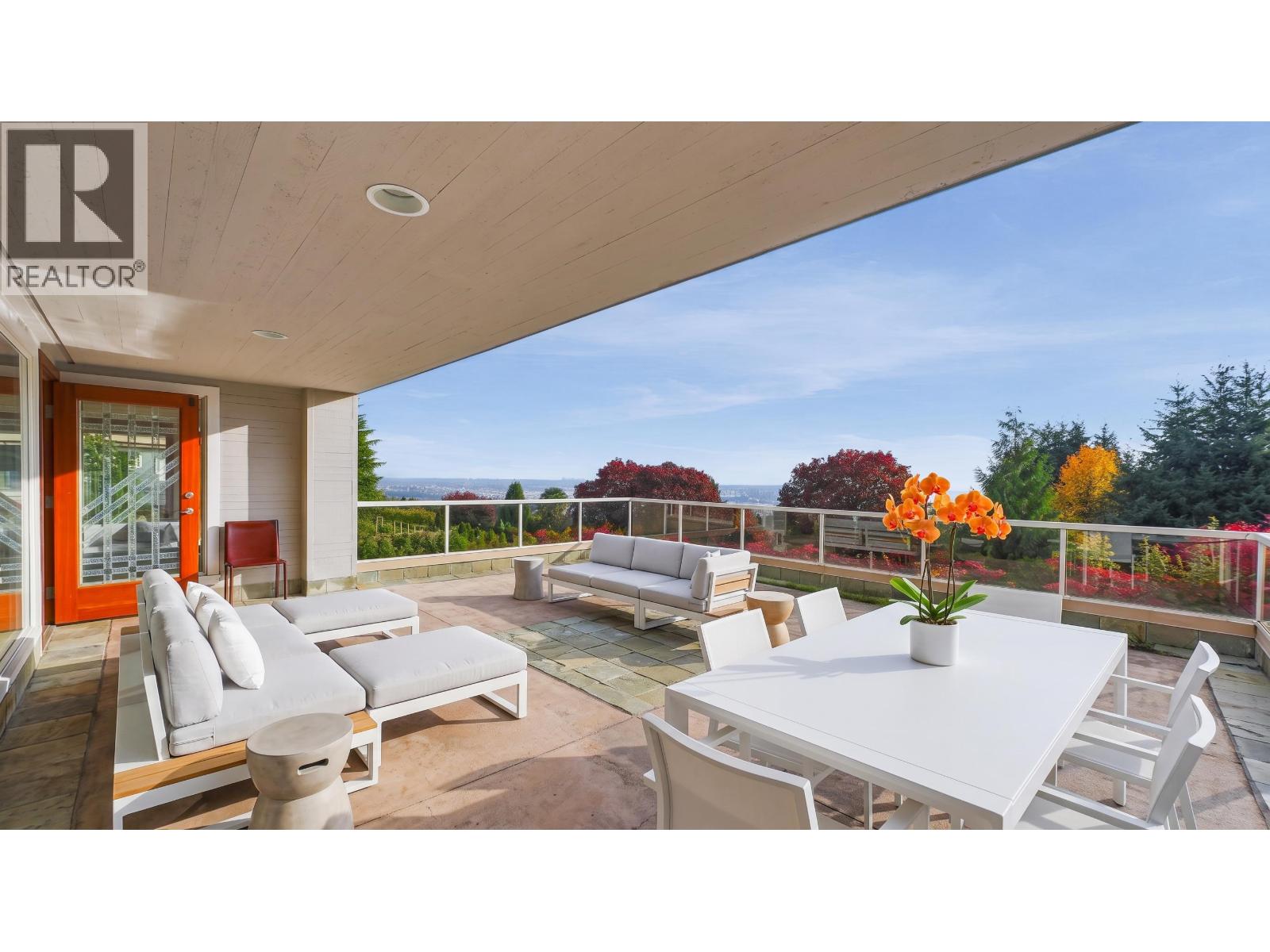 1035 King Georges Way, West Vancouver — photo 3