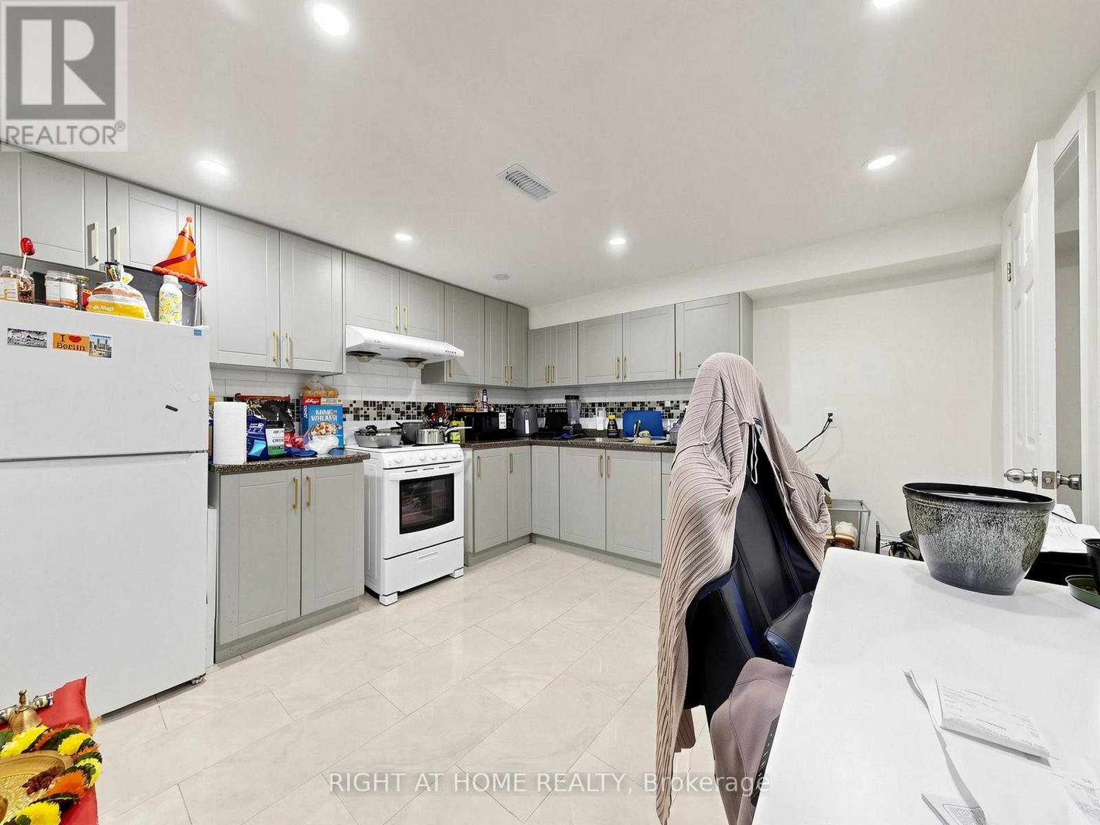 148 Meadowvale Road, Toronto, ON photo 20