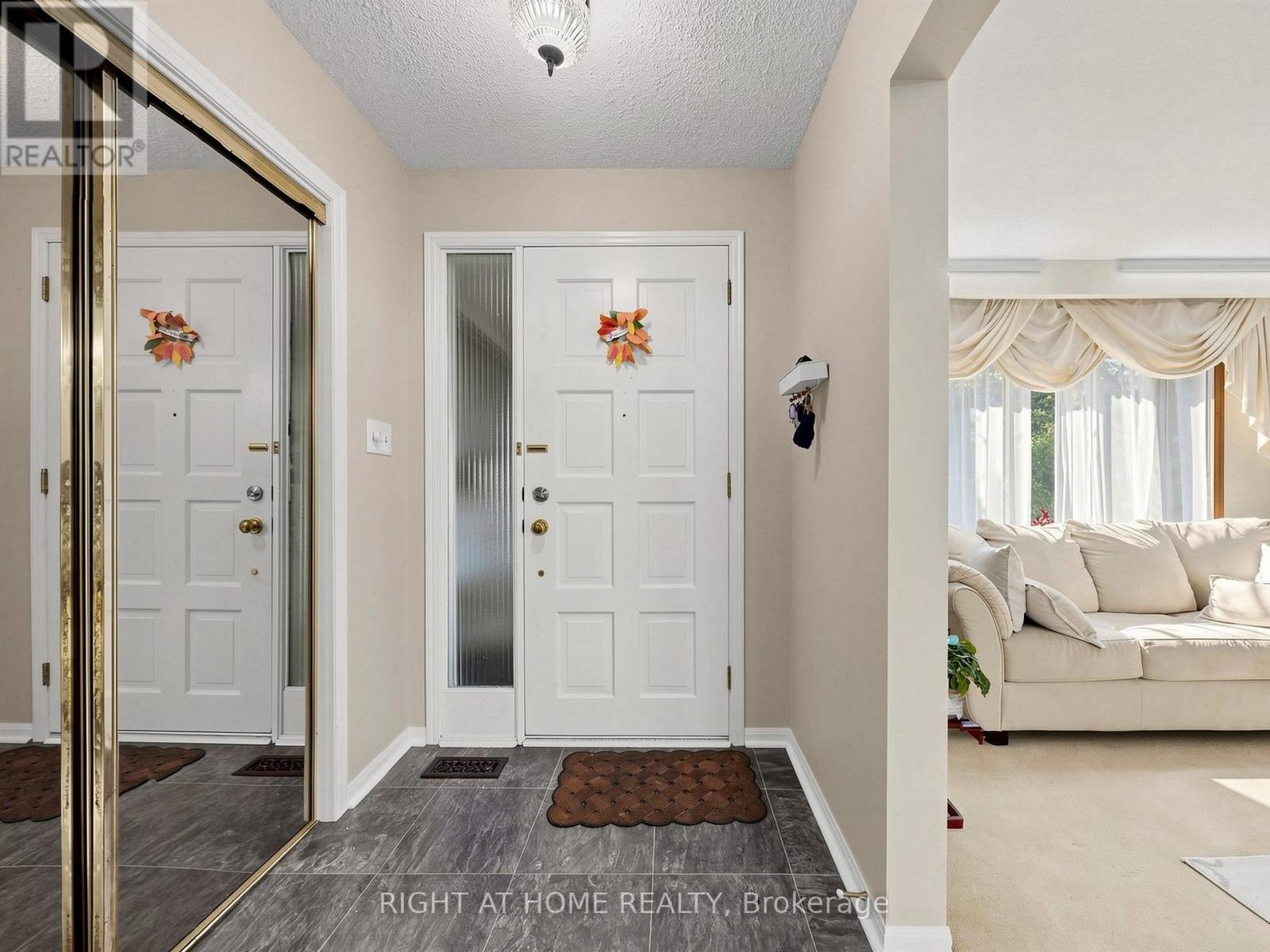 148 Meadowvale Road, Toronto, ON photo 30