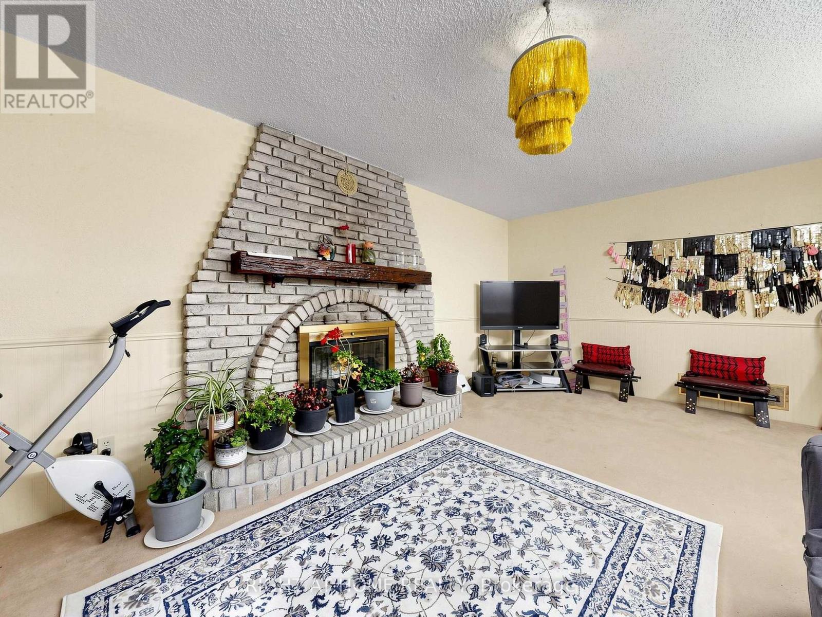 148 Meadowvale Road, Toronto, ON photo 35