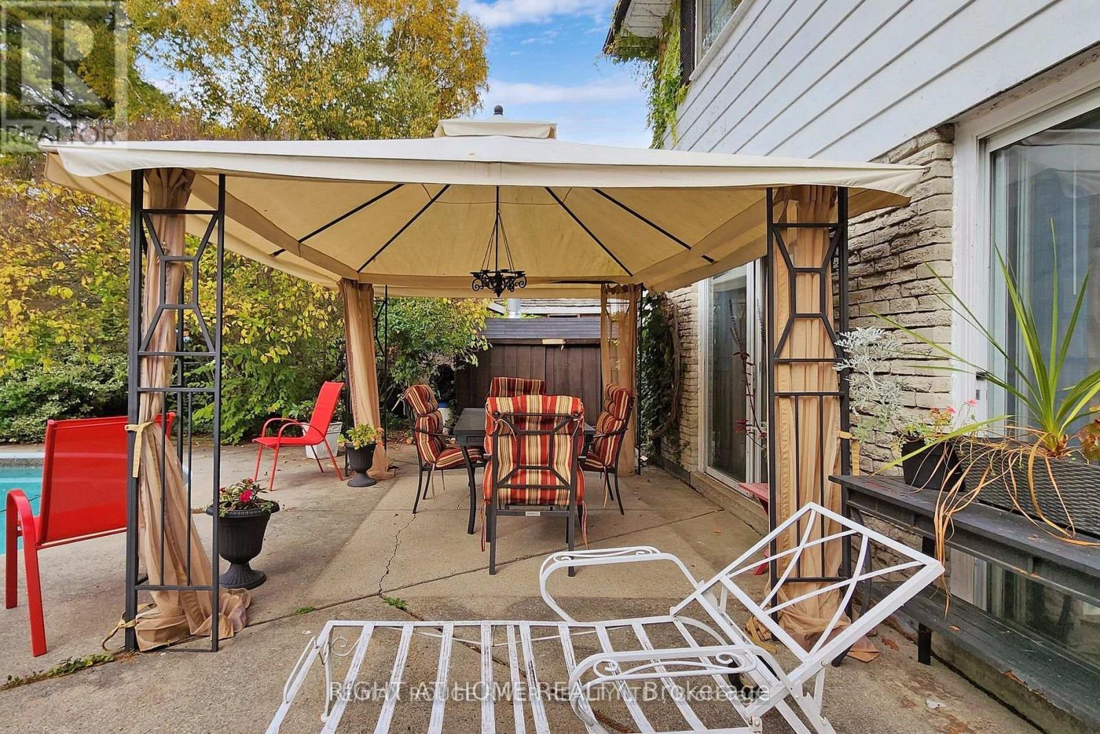 148 Meadowvale Road, Toronto, ON photo 47