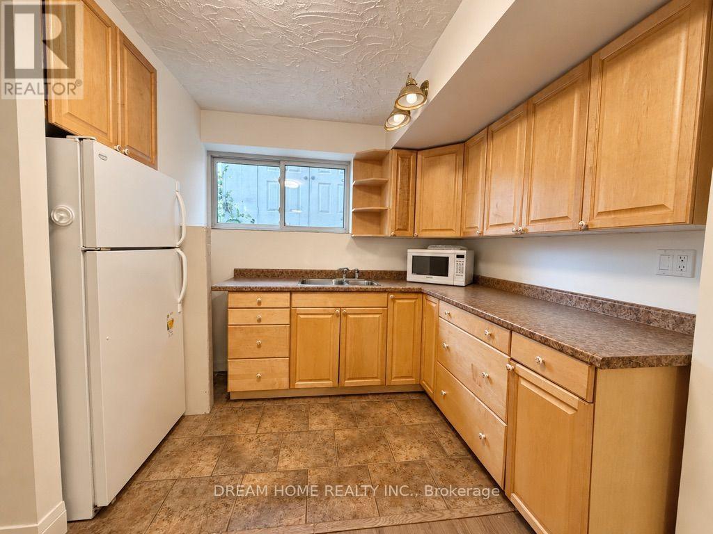 32 Davidson Drive, Vaughan, ON photo 35