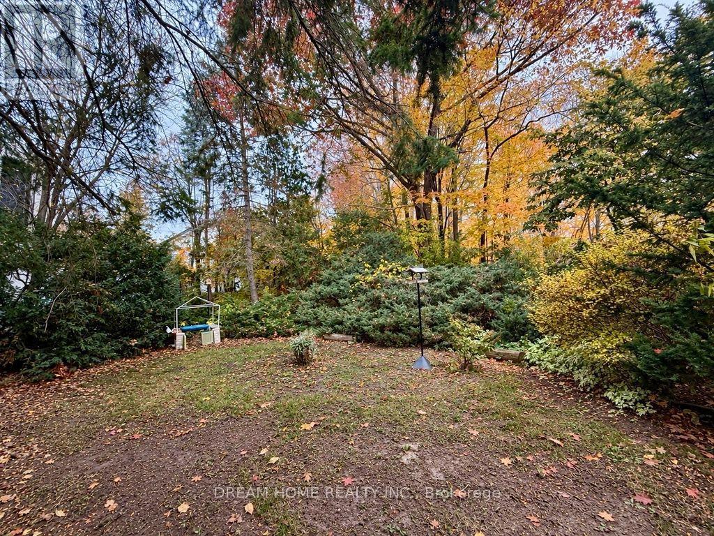 32 Davidson Drive, Vaughan, ON photo 5