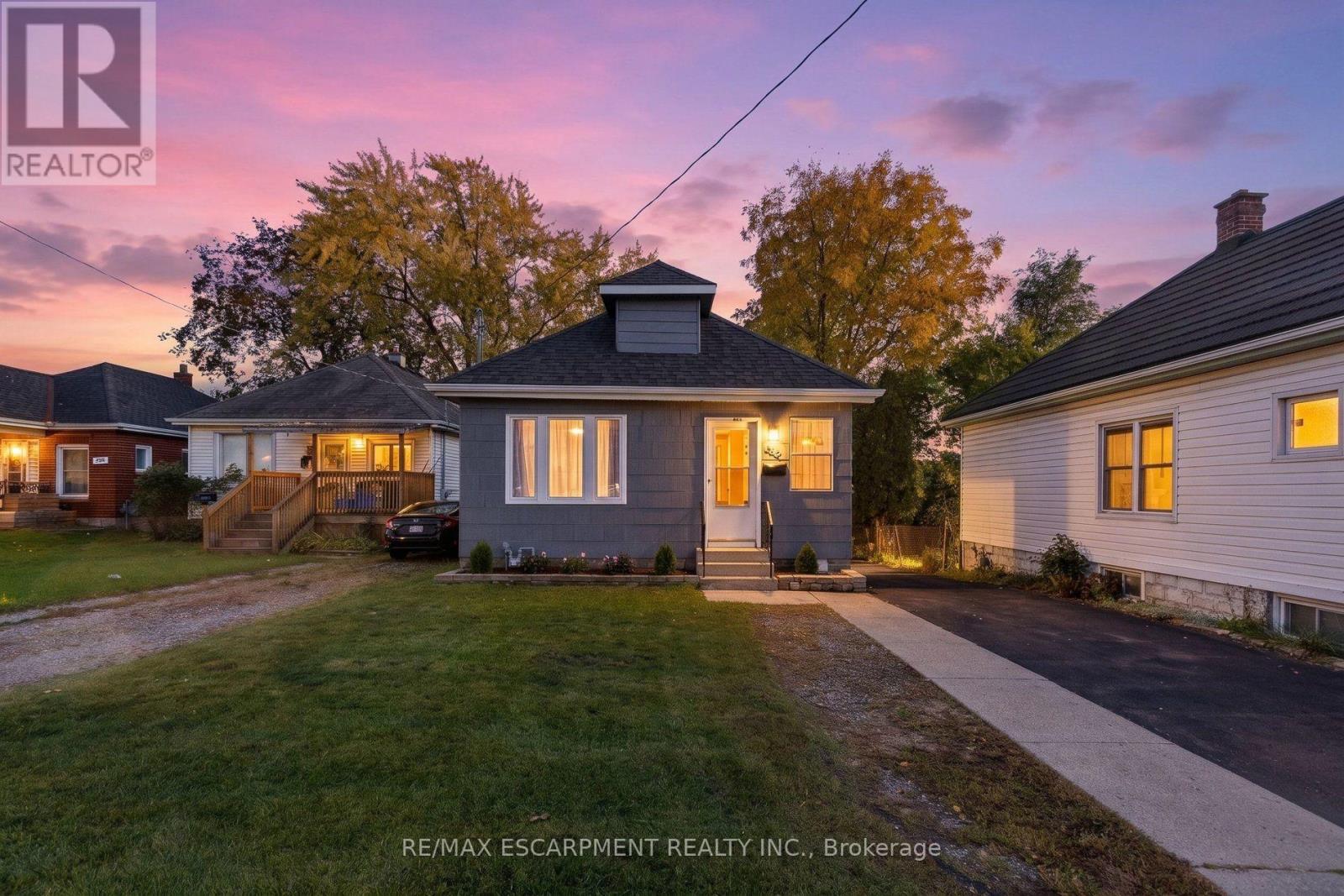 899 Hamilton Road, London East, ON photo 1
