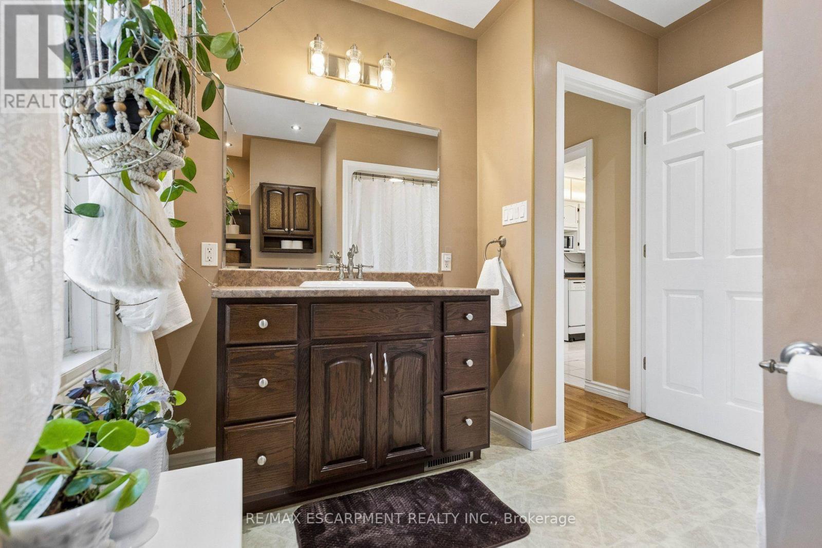 899 Hamilton Road, London East, ON photo 23
