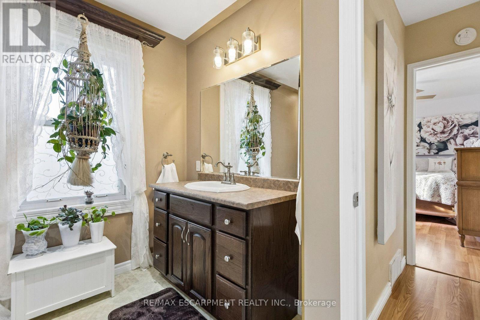 899 Hamilton Road, London East, ON photo 27