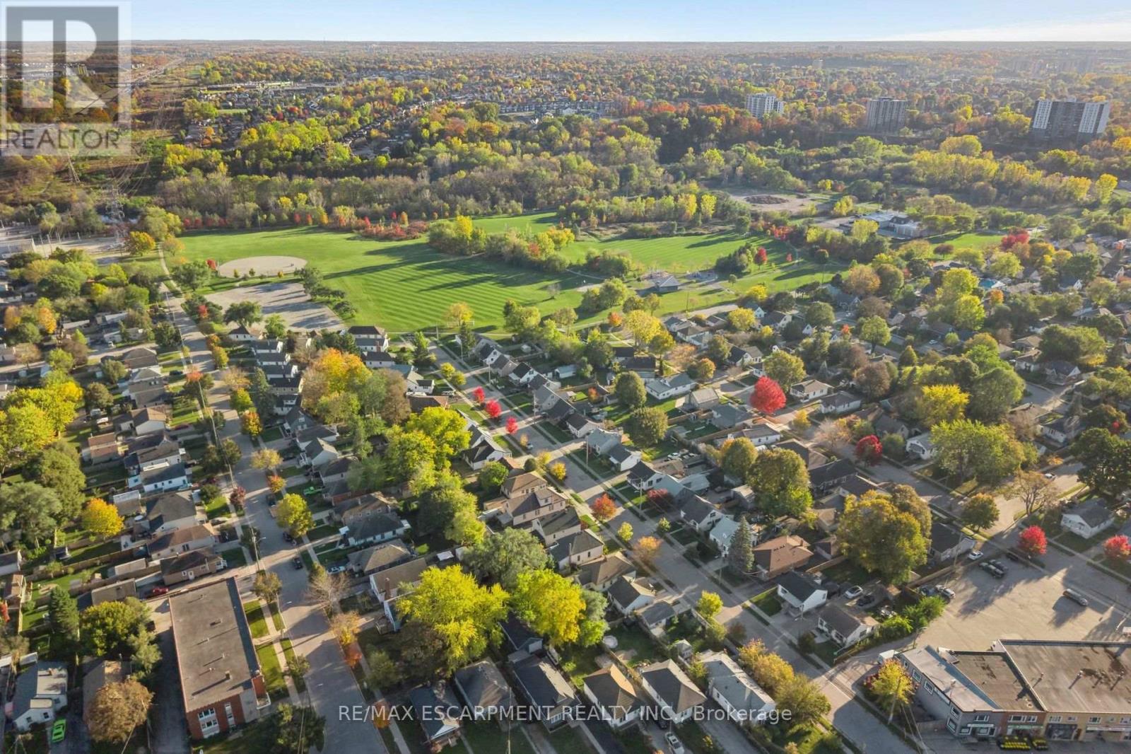 899 Hamilton Road, London East, ON photo 40
