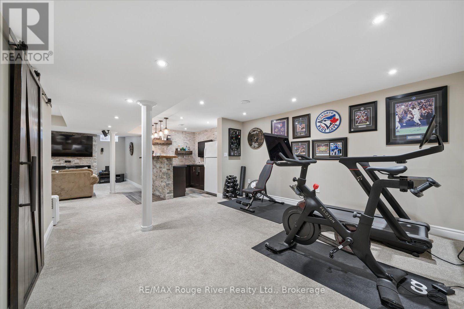 36 Shrewsbury Drive, Whitby, ON photo 40