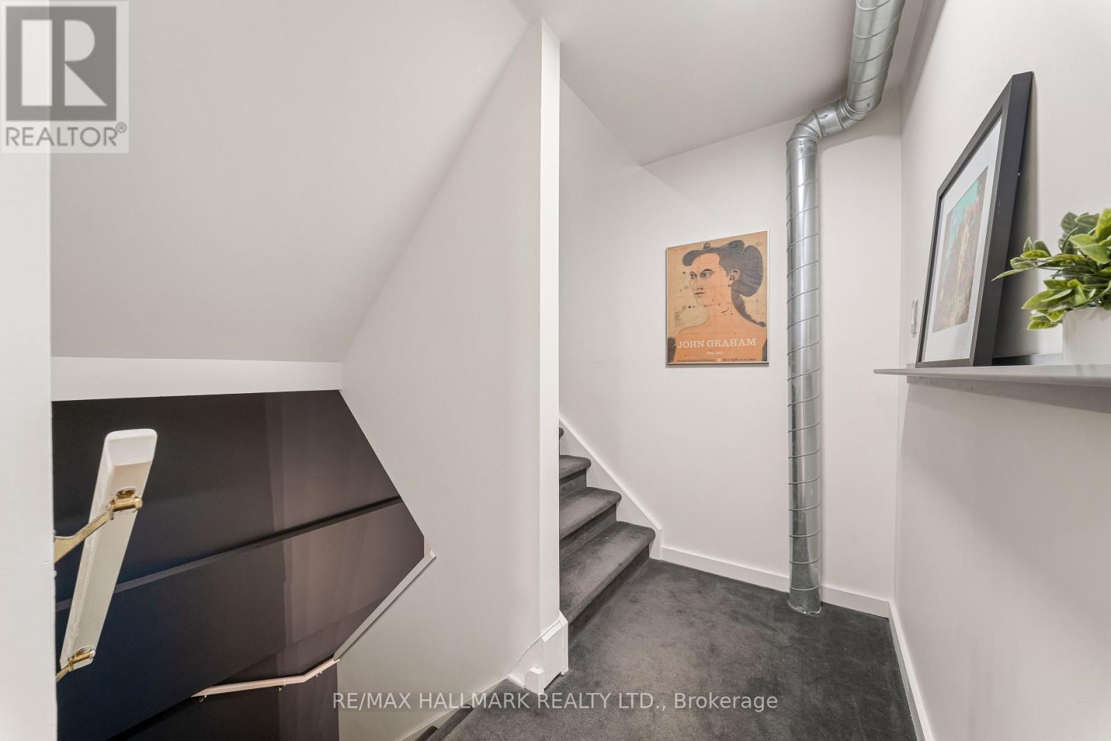 205- 394 Euclid Avenue, Toronto, ON photo 16