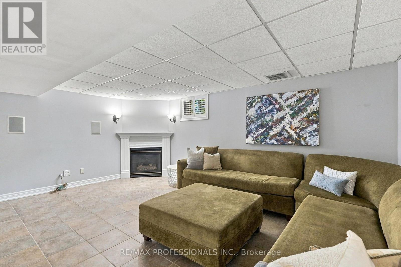 28 Wickford Drive, Toronto, ON photo 22