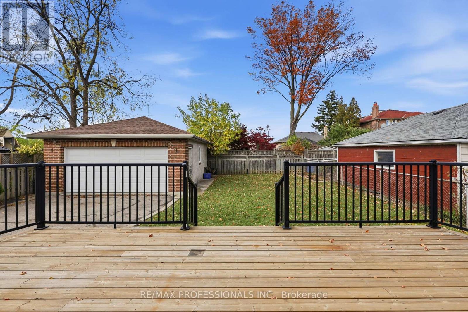 28 Wickford Drive, Toronto, ON photo 27