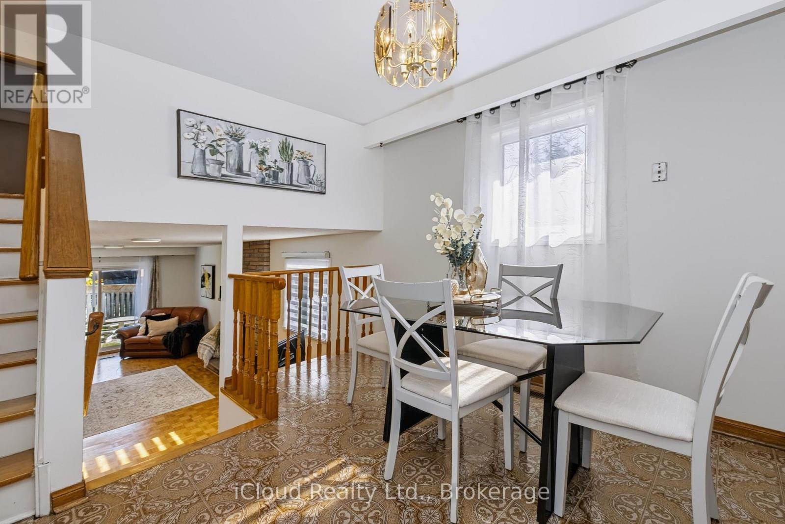 24 Radford Drive, Brampton, ON photo 10