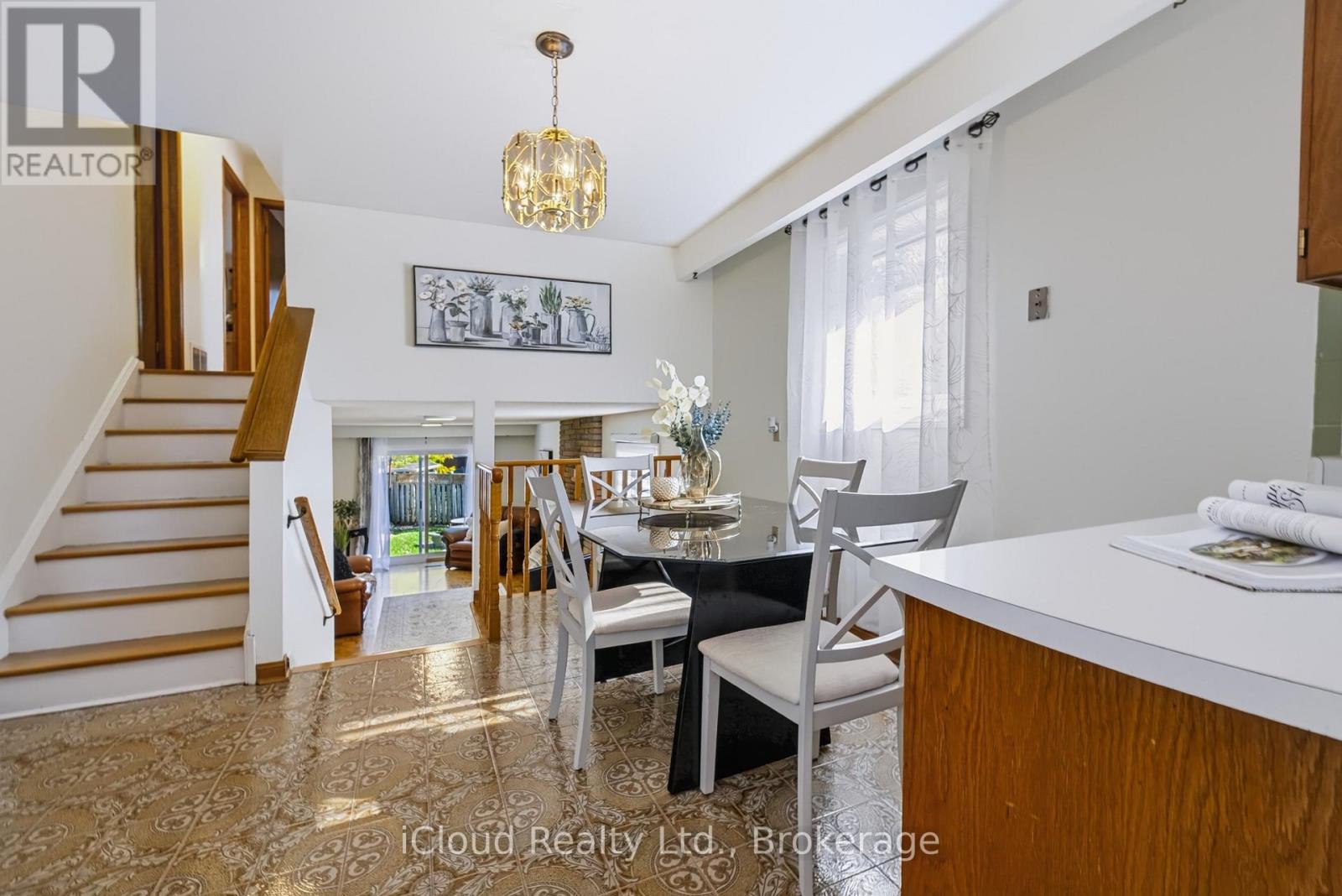 24 Radford Drive, Brampton, ON photo 15